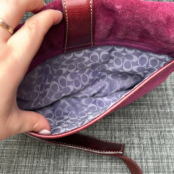 Coach Crossbody Handbag Soho Suede Plum Purple Flap Faux Buckle Adjustable strap - Picture 5 of 7